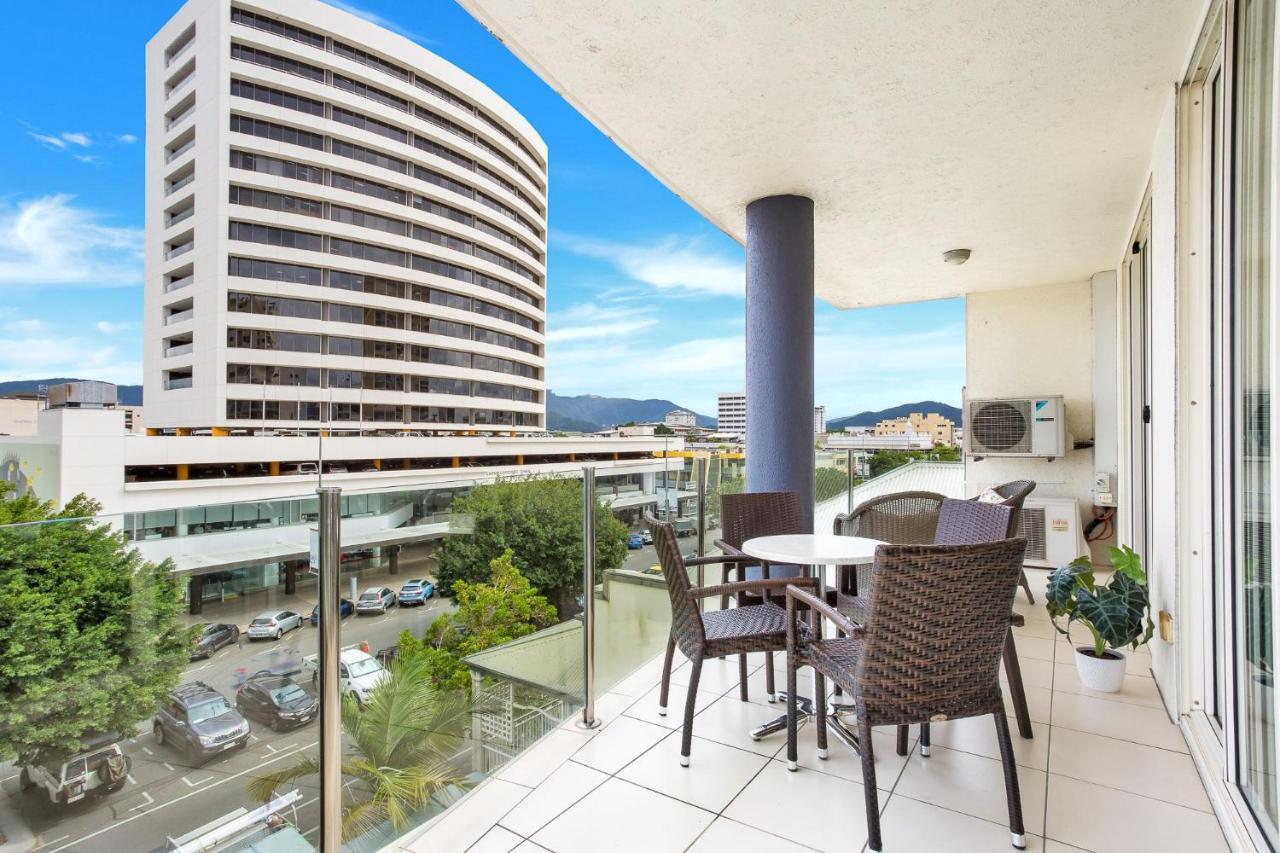 City Quays Accommodation Cairns Exteriör bild