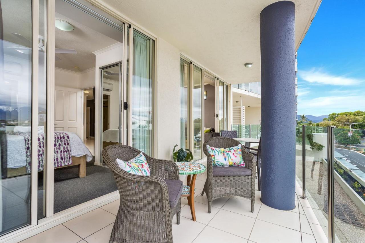 City Quays Accommodation Cairns Exteriör bild
